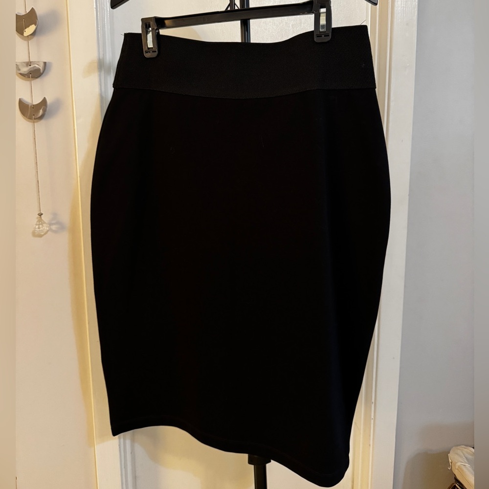 Calvin Klein Classic Black Pencil Skirt